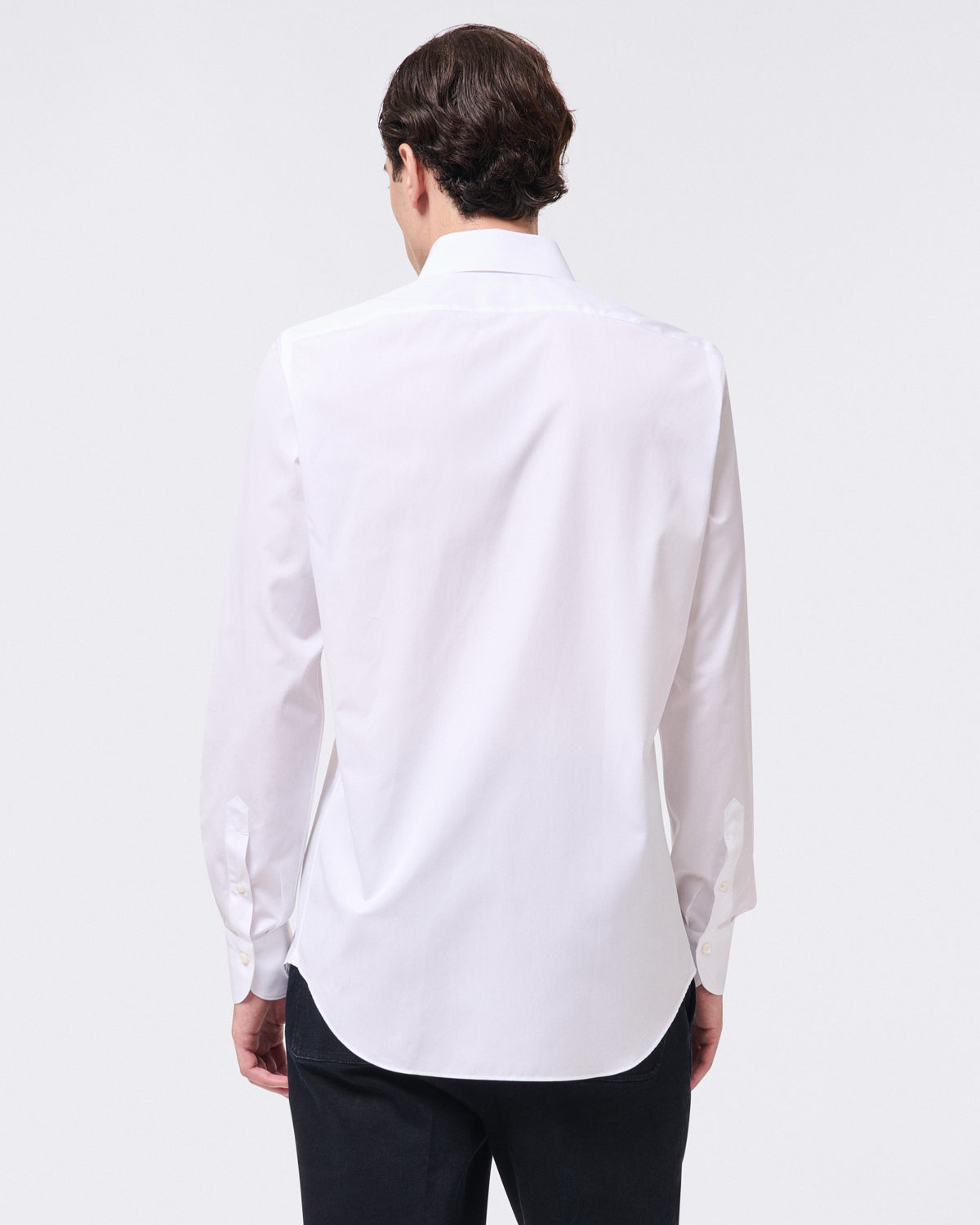 Milano 170 a 2 slim fit dresses in light blue or white French collar