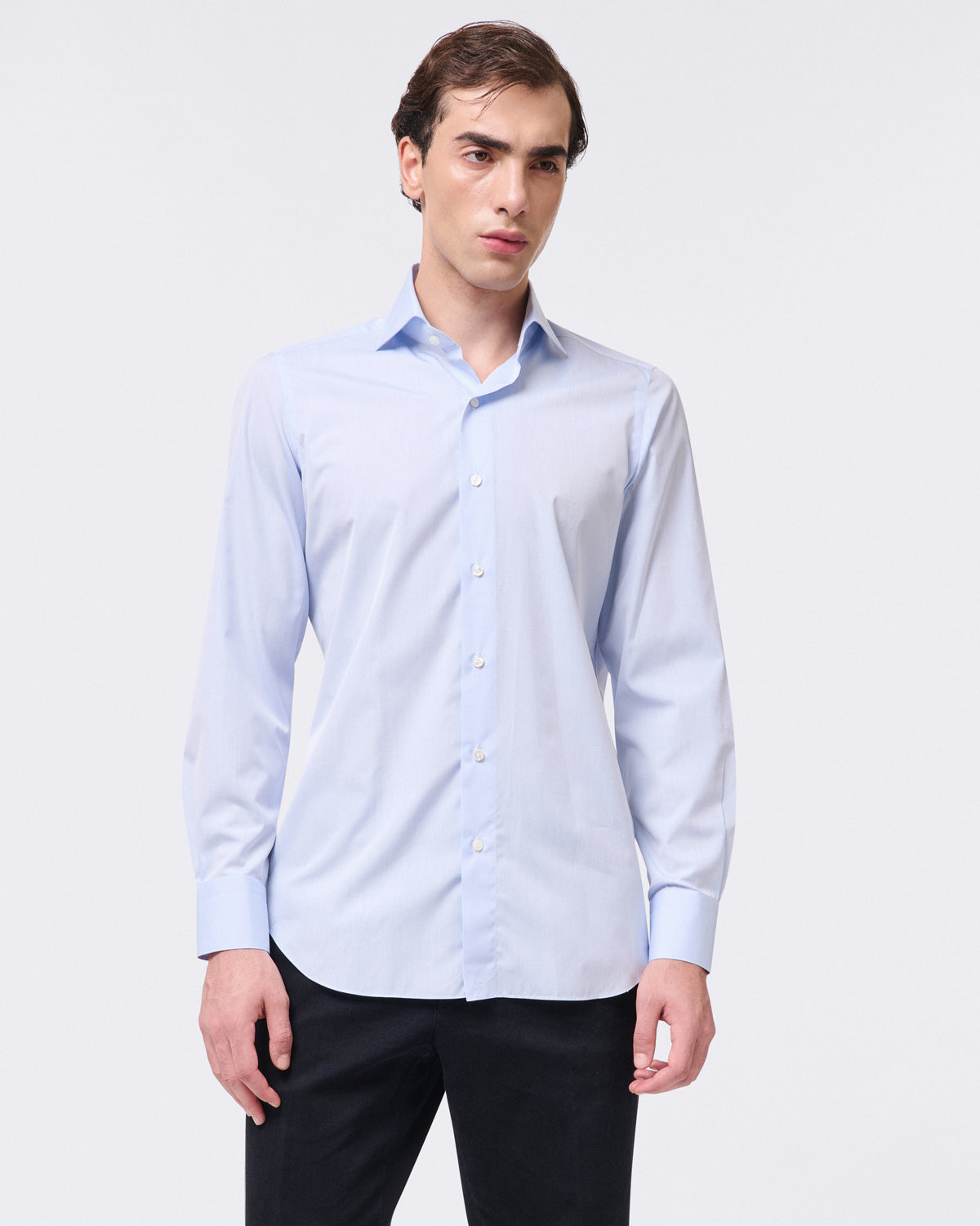 Milano 170 a 2 slim fit dresses in light blue or white French collar