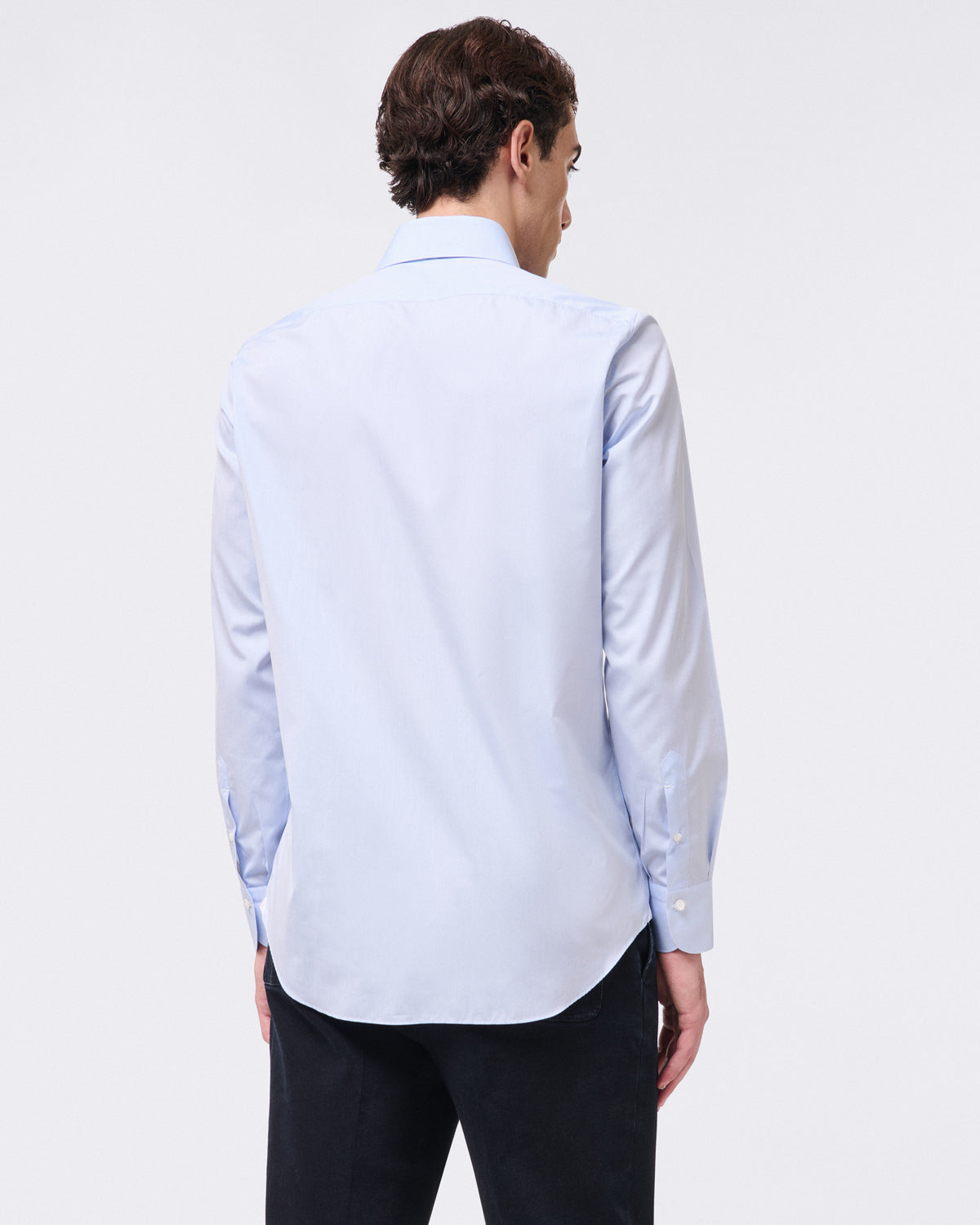 Milano 170 a 2 slim fit dresses in light blue or white French collar