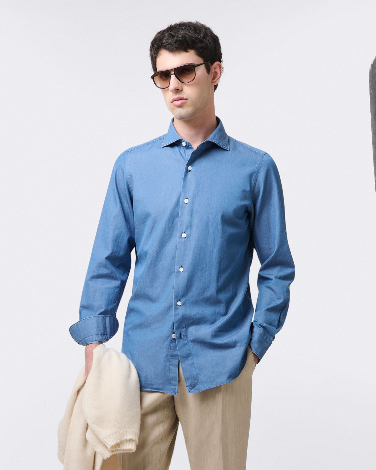 Camicia classica Milano slim fit in denim bleach e stone