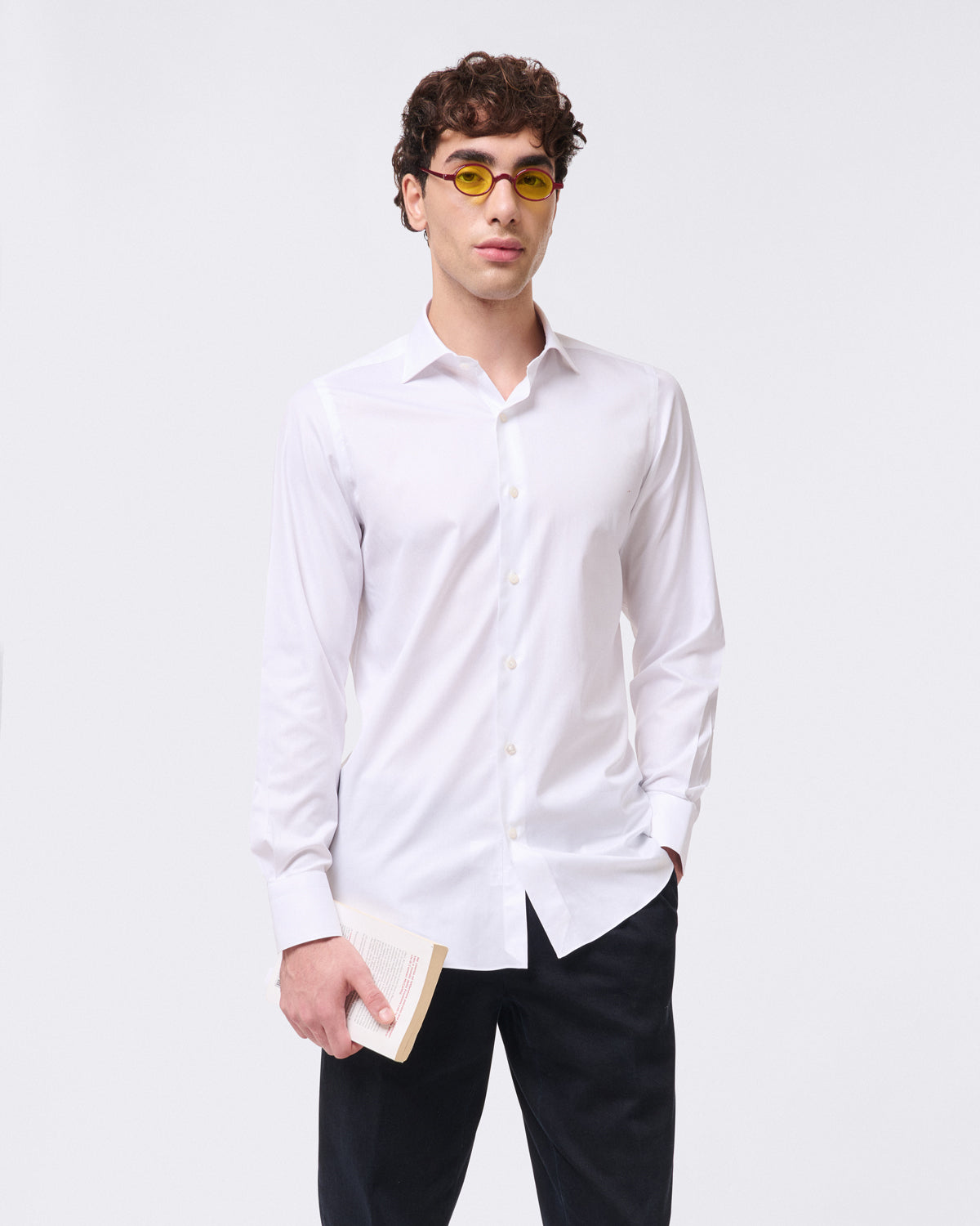 Classic slim fit Milano shirt in white or pink cotton twill