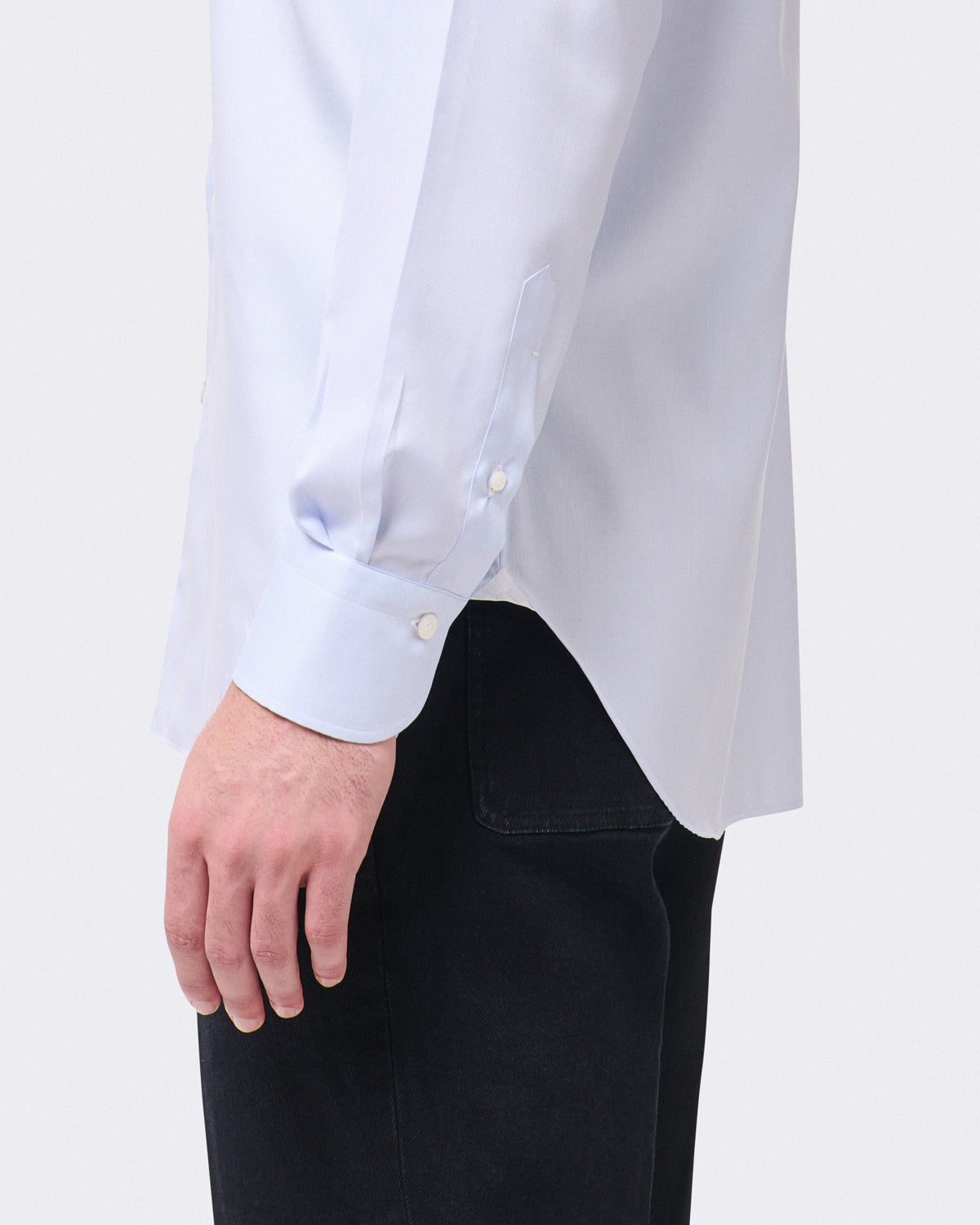 Classic regular fit Traveller shirt in cotton twill Easy to iron