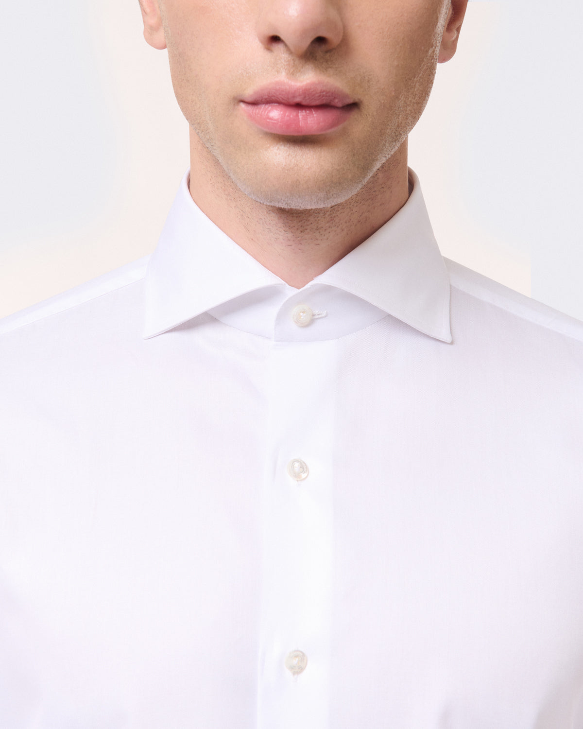 Classic regular fit Napoli shirt in 120/2 cotton twill White or pink