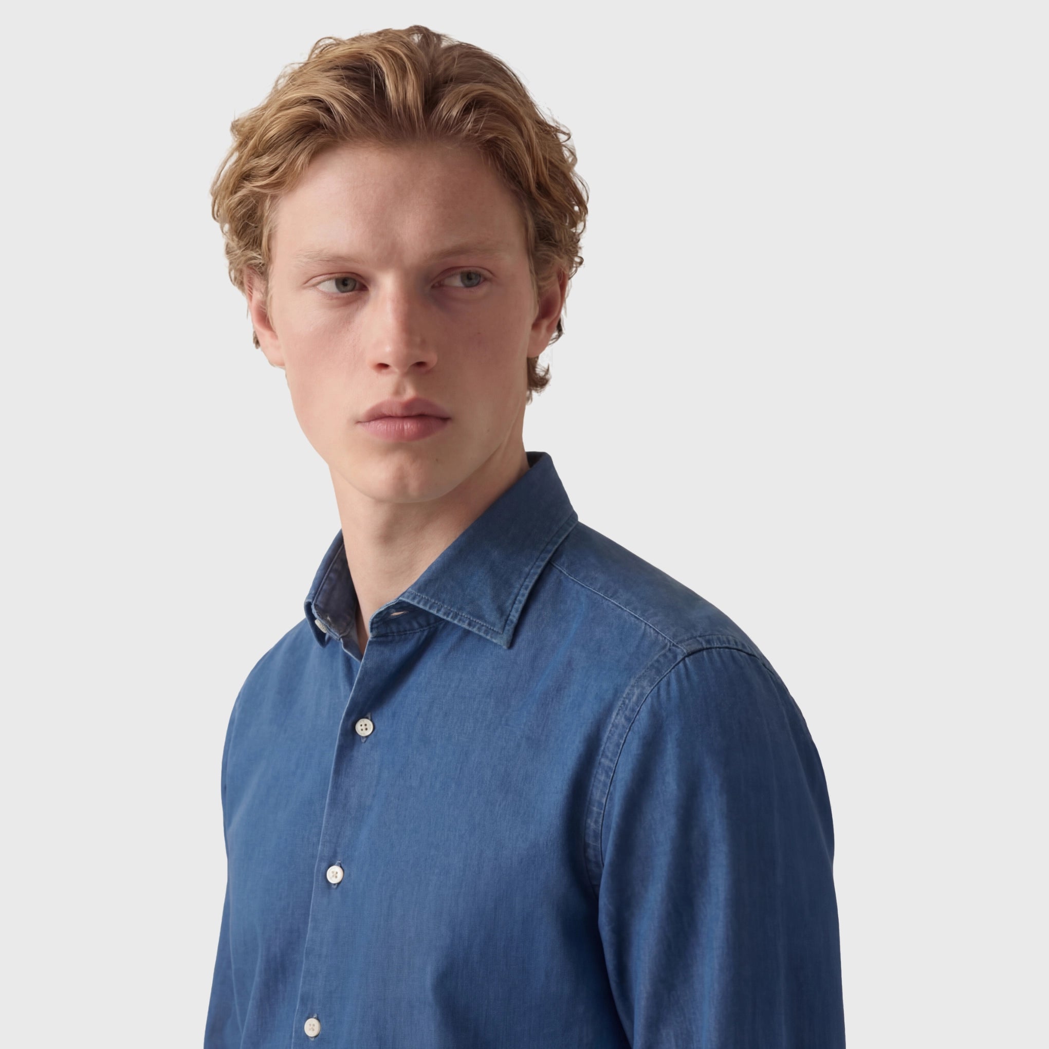 Camicia classica Napoli regular fit in denim bleach e stone