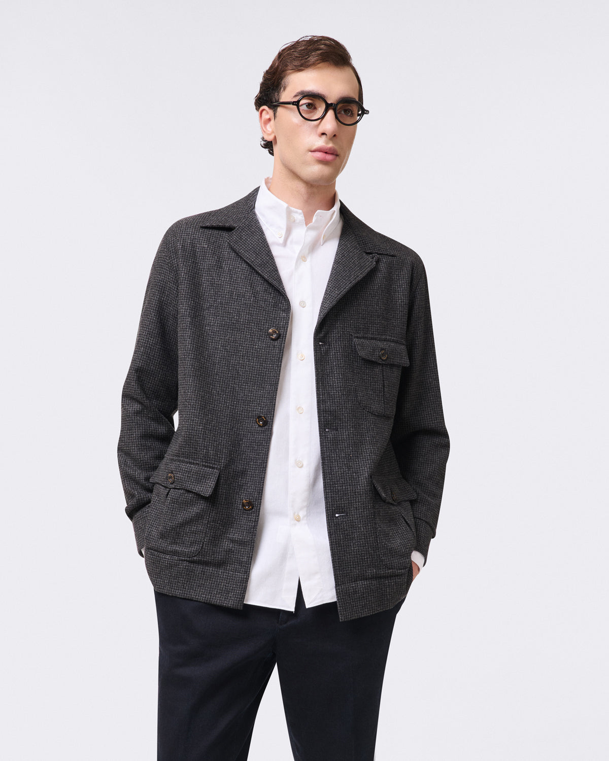 Tokyo slim fit sports shirt in white chambray fabric