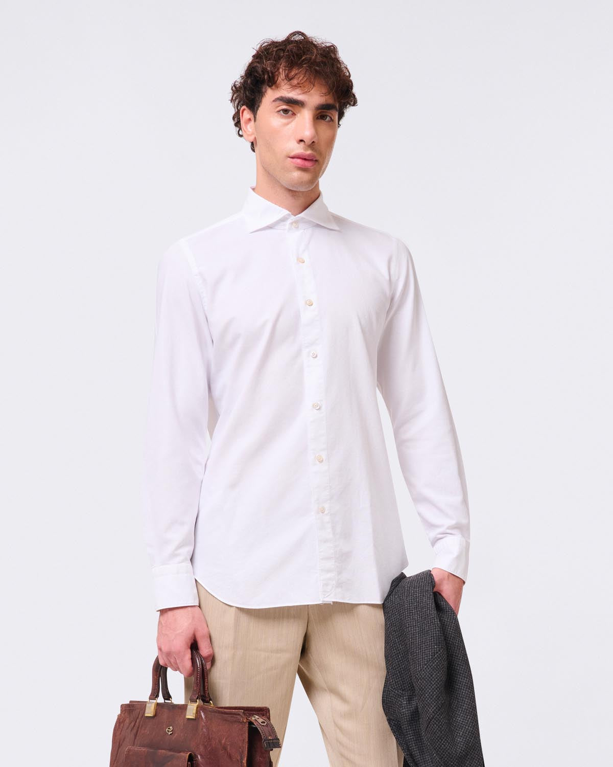 Tokyo slim fit white sports shirt in garment dyed cotton