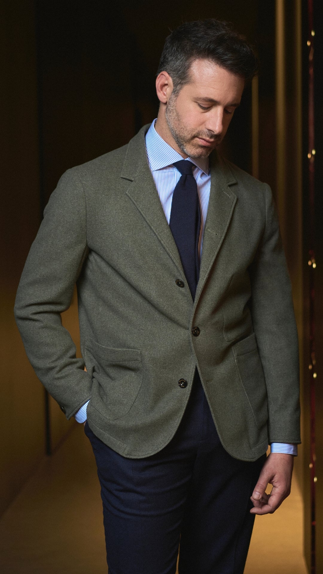 Fransm single breasted jacket in pure virgin wool green