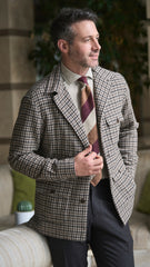 CetaraL over shirt jacket in pure virgin wool and cashmere. Brown and beige checks