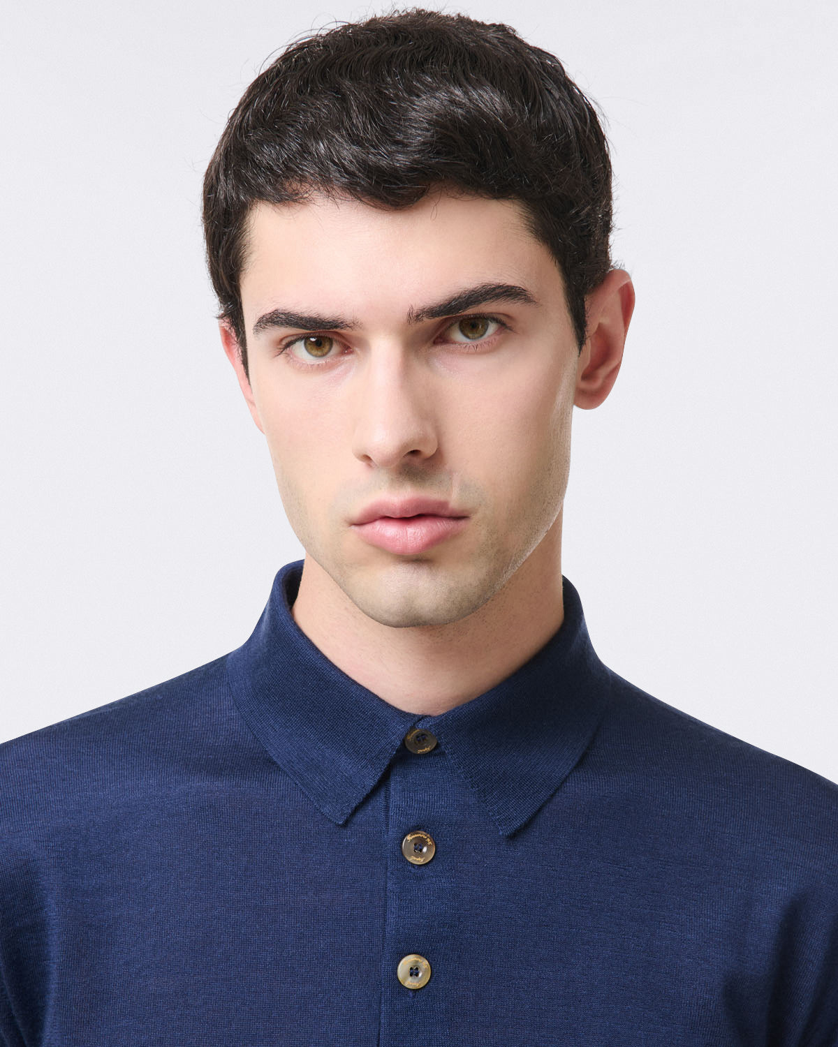 Polo shirt with 3 buttons and short sleeves in cashmere and silk