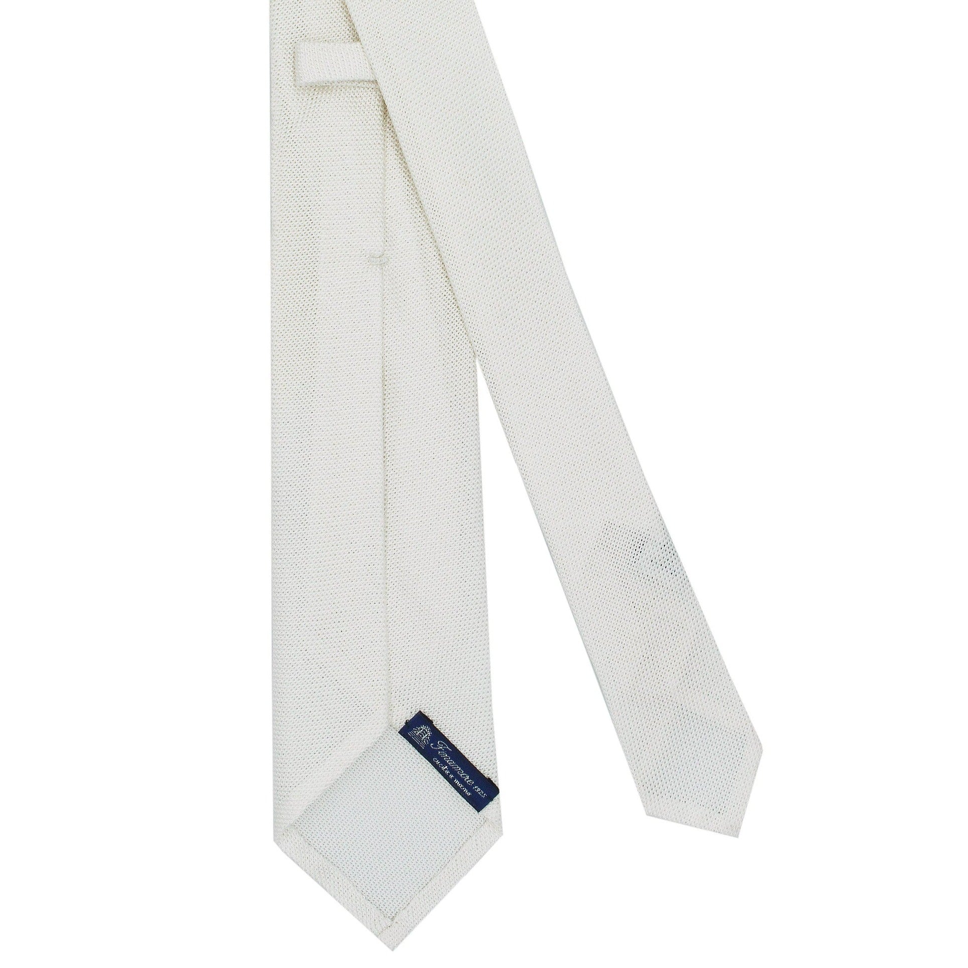Chiaia tie with silk gauze white single background