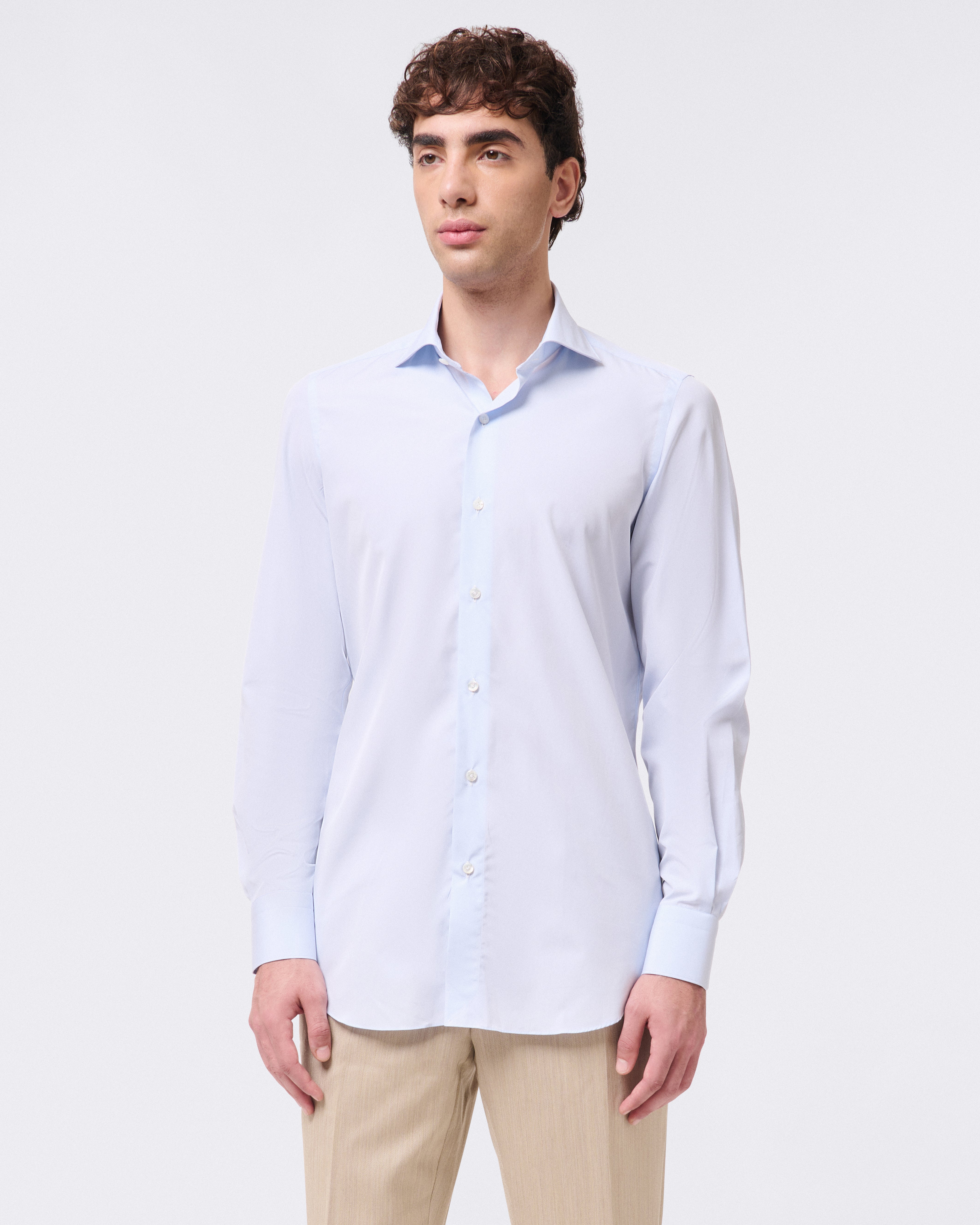 Camicia Milano classica slim fit in cotone con collo francese, azzurra