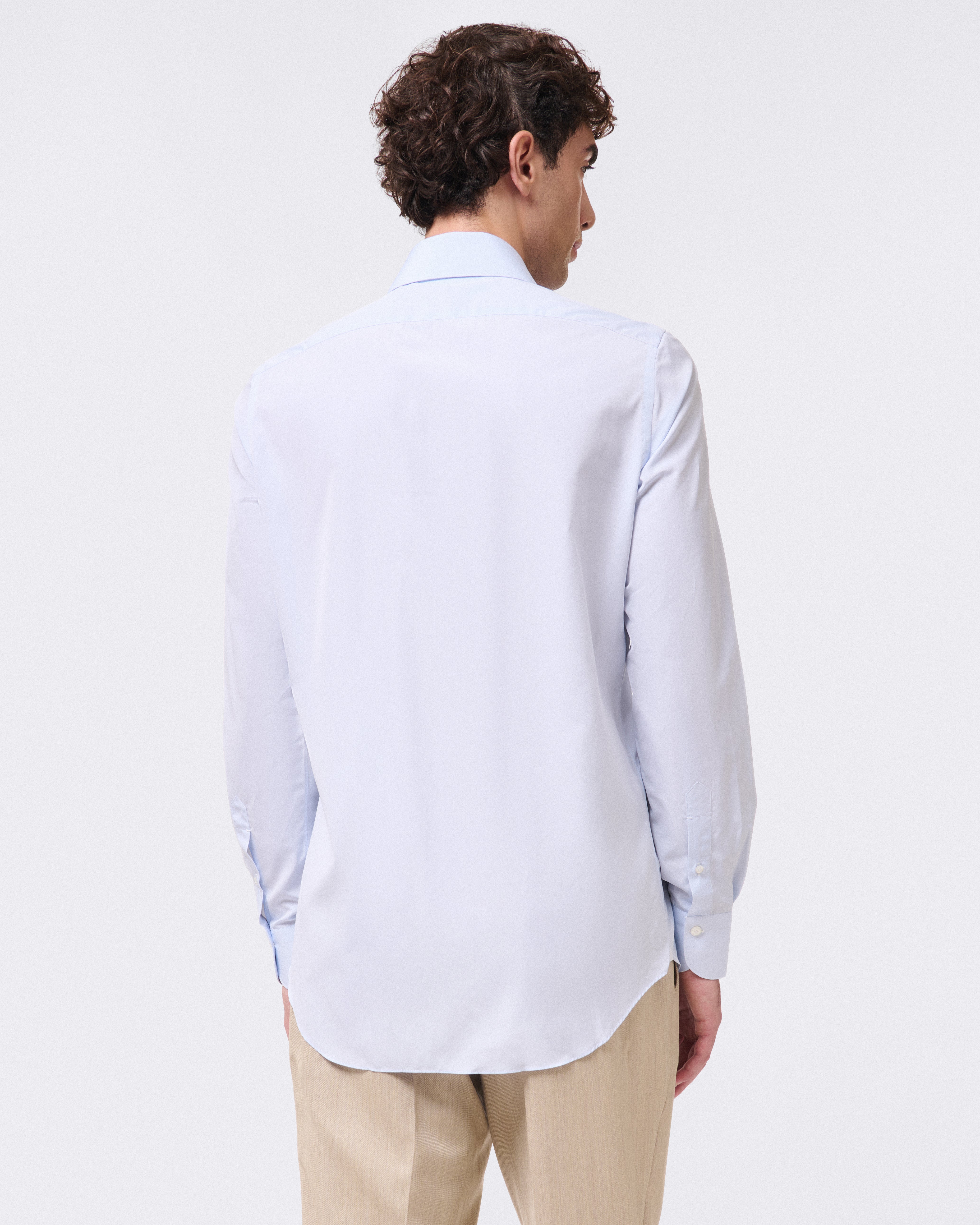 Camicia Milano classica slim fit in cotone con collo francese, azzurra