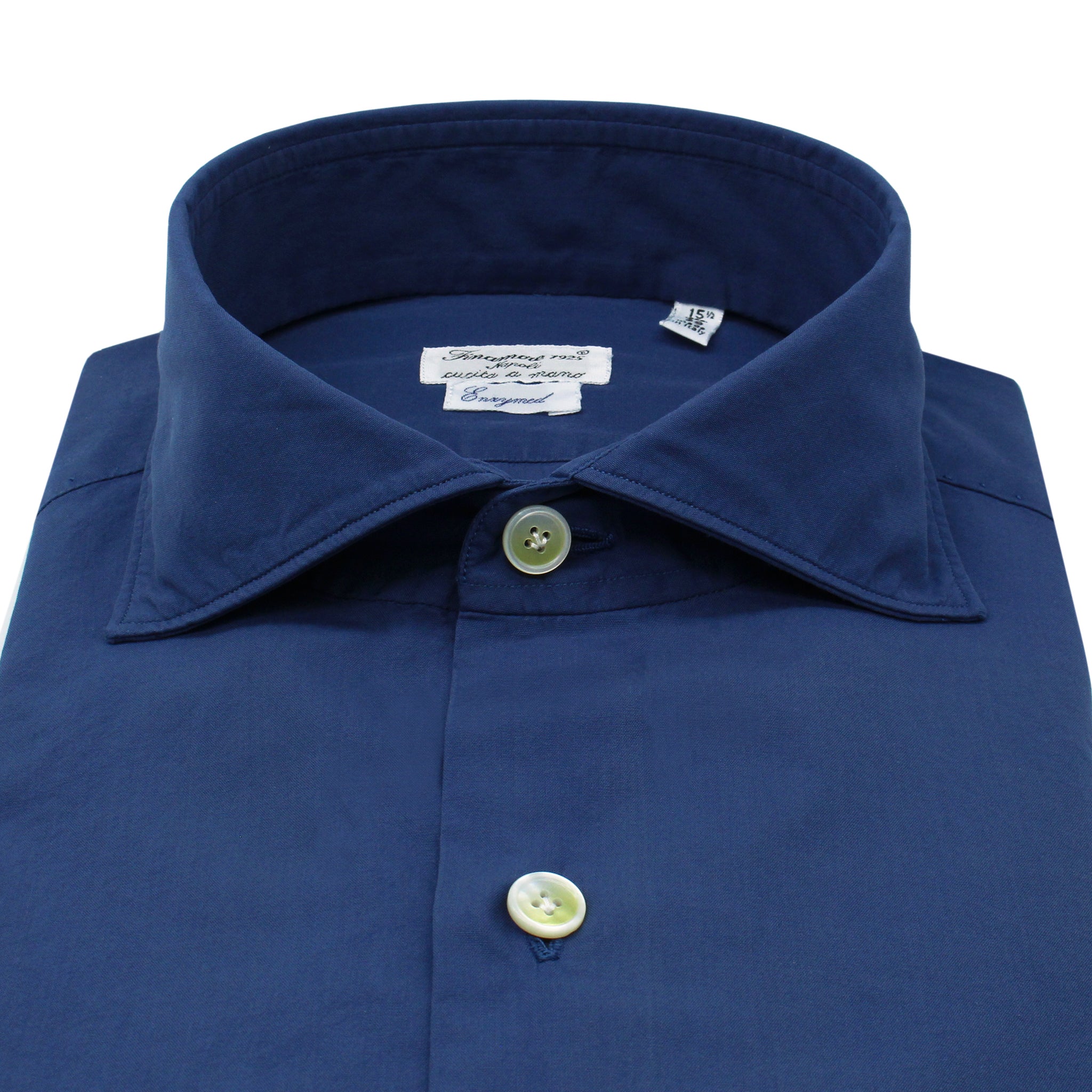 Classic slim fit cotton Milano shirt. Enzymed treatment