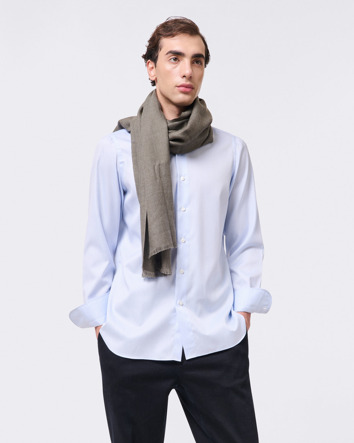 Classic regular fit Traveller shirt in cotton twill Easy to iron