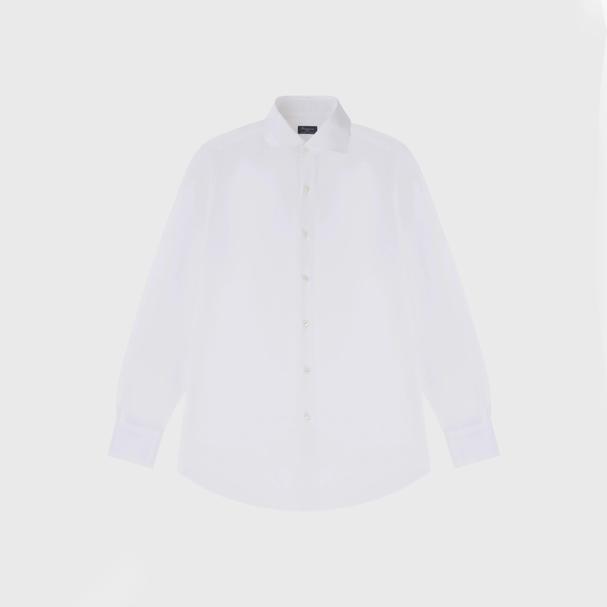 Classic regular fit Traveller shirt in cotton twill Easy to iron