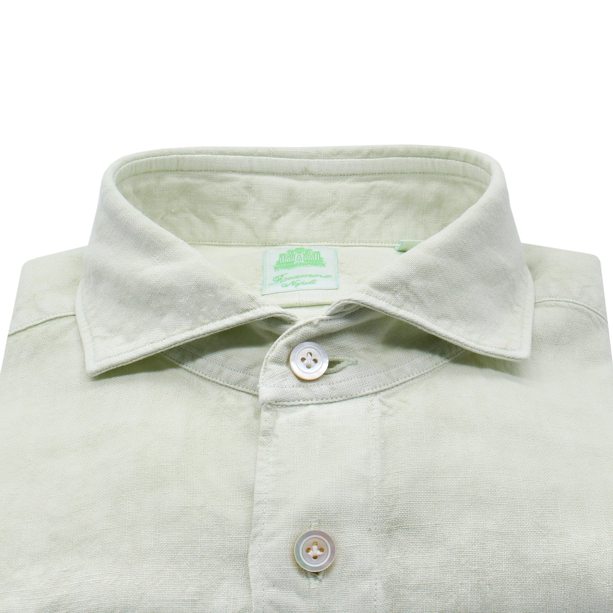 Salina straight waist sport shirt in linen. Long sleeves and front pocket