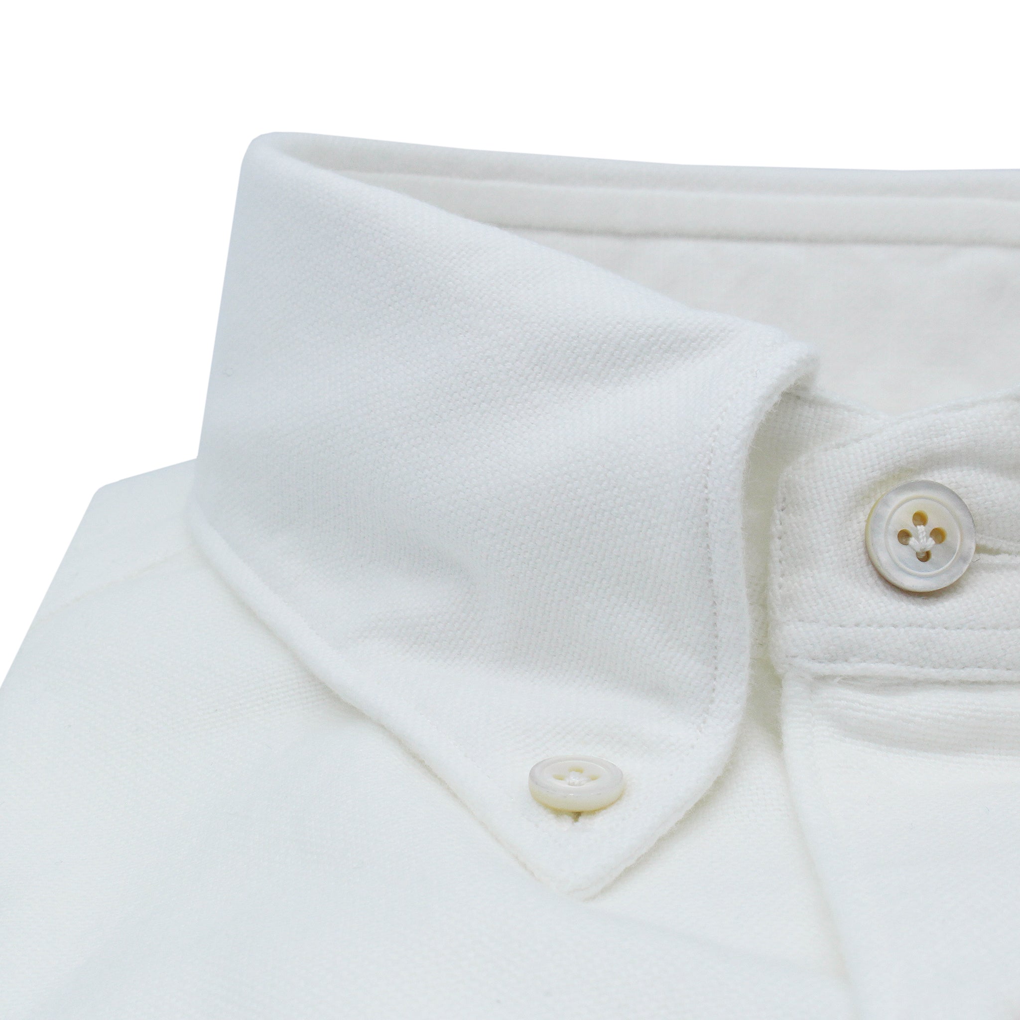 Slim fit sport shirt in opaque white cotton button down collar