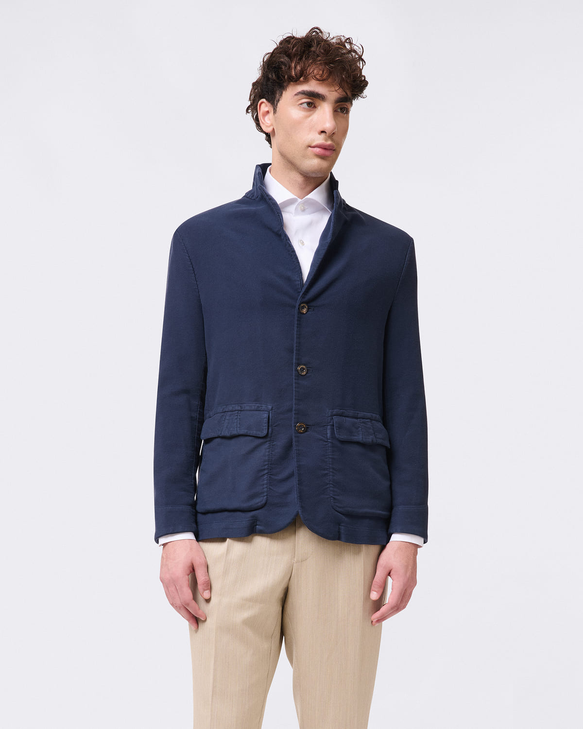 Classic regular fit Traveller shirt in cotton twill Easy to iron