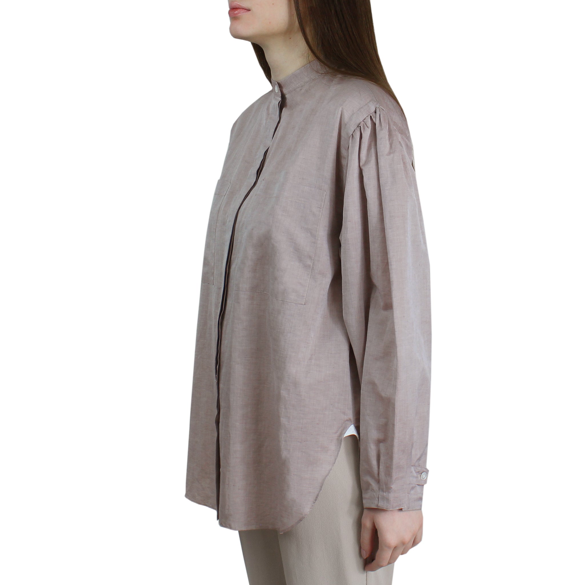 Women's over fit shirt with front pockets and arriccio on the sleeve