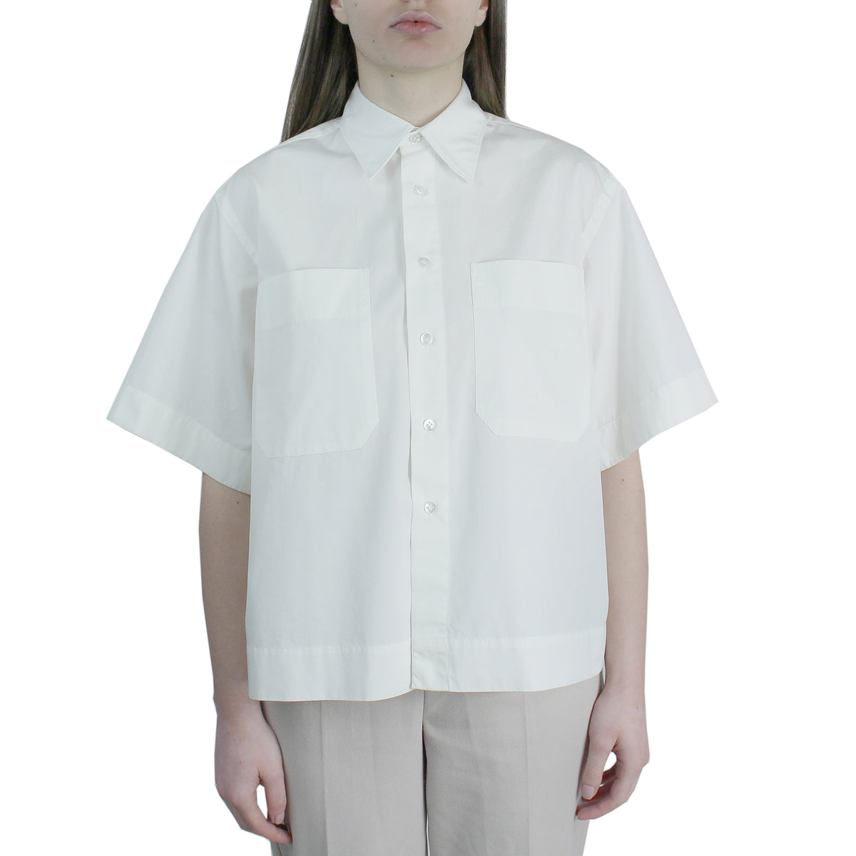 Women's regular fit shirt with front pockets