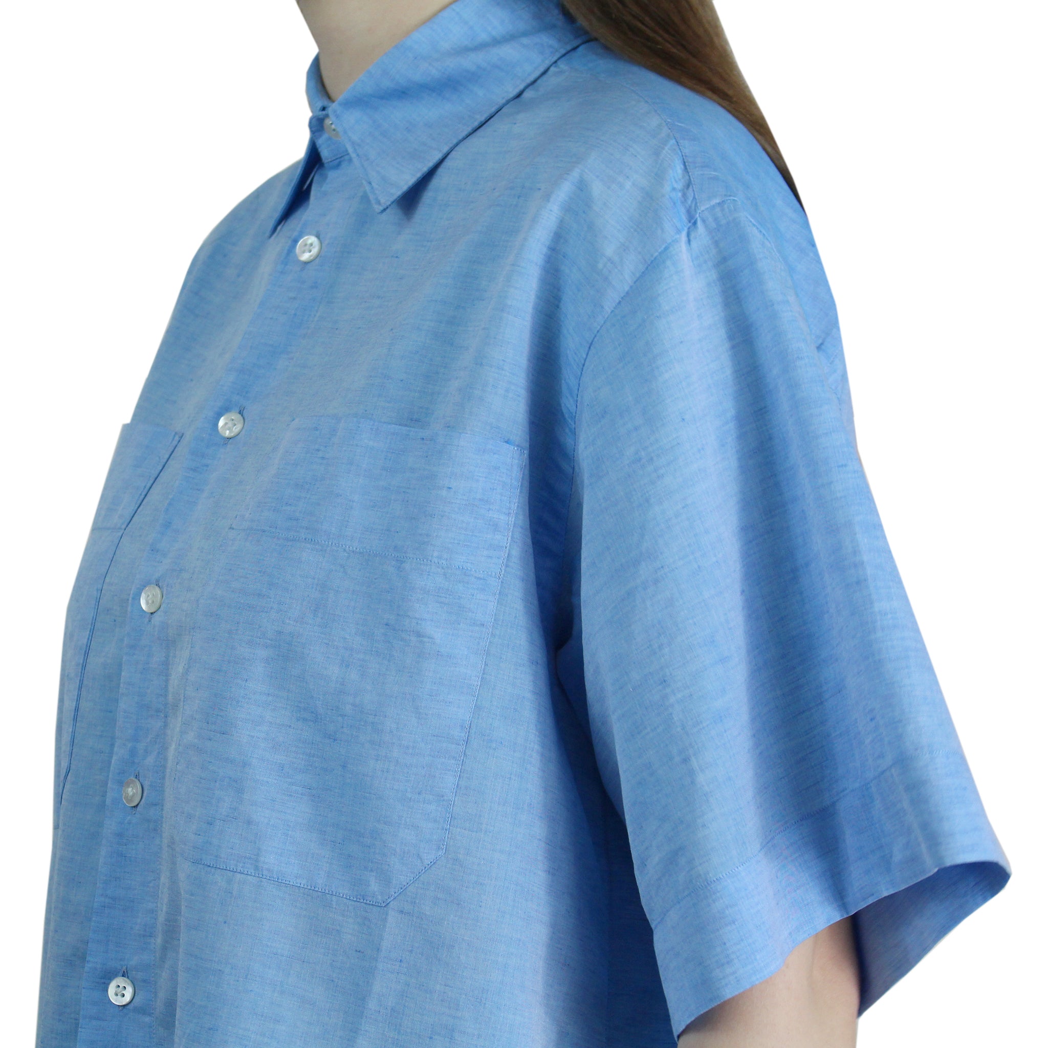 Camicia da donna regular fit turchese con tasche frontali