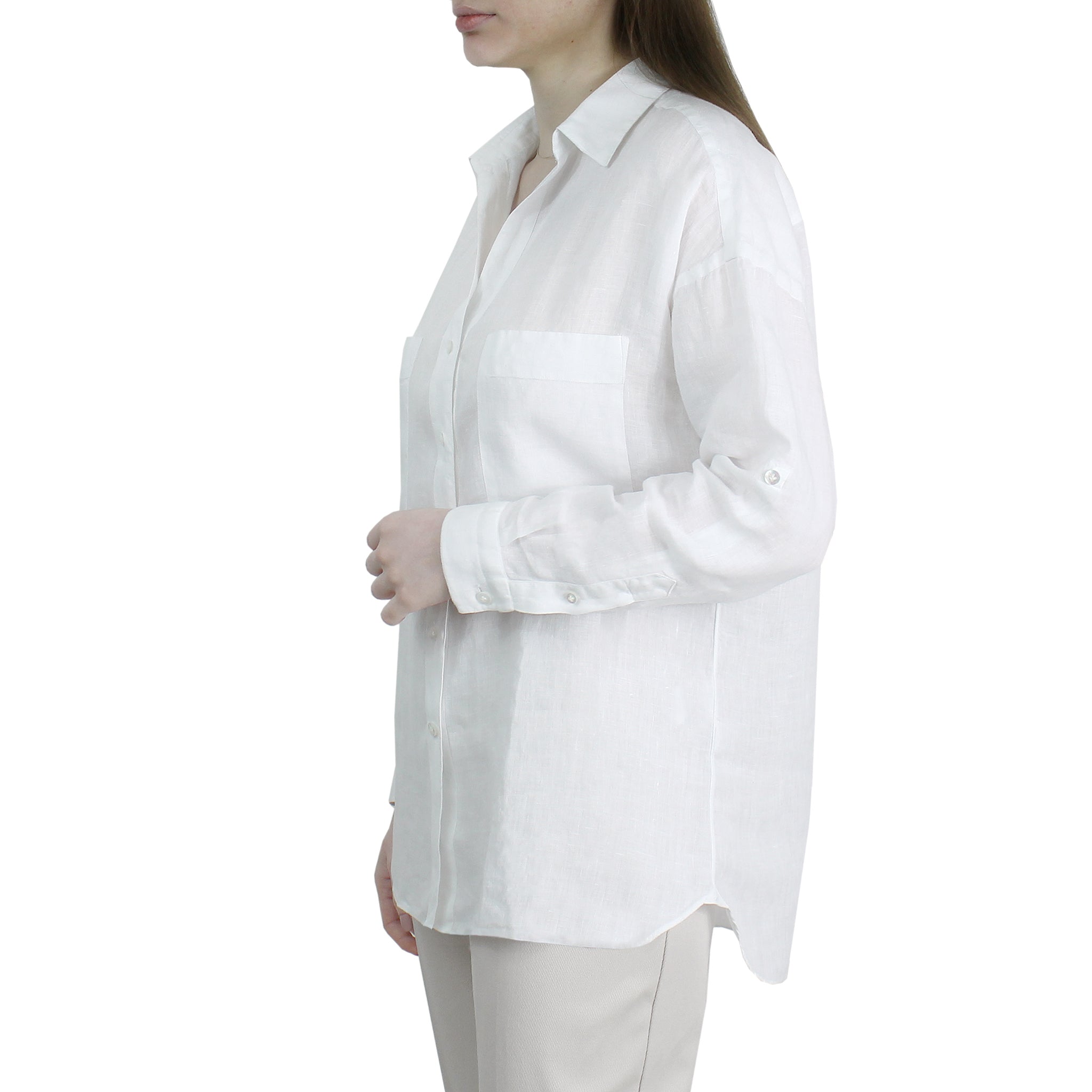 Camicia bianca in lino con tasche e fettuccia per regolare la manica