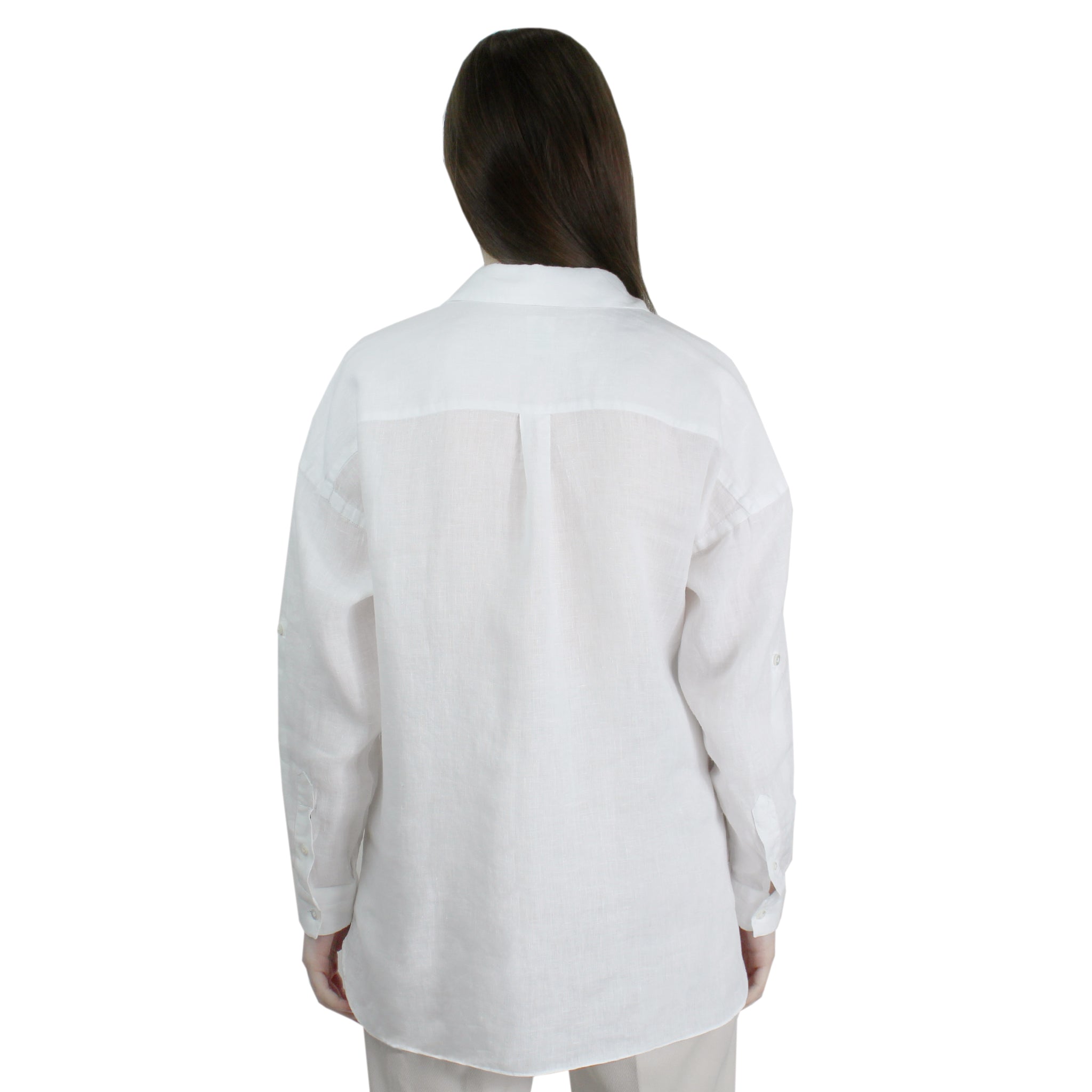 Camicia bianca in lino con tasche e fettuccia per regolare la manica