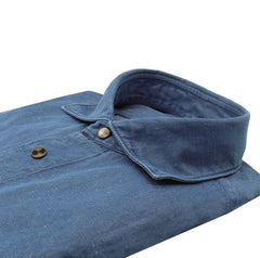 Slim fit shirt with pockets and denim push button closure